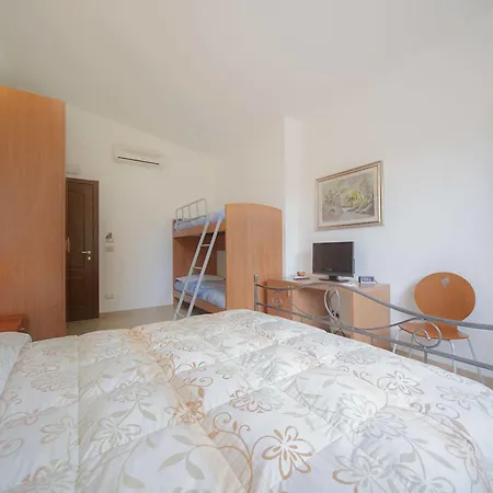 Bonsai Bed & Breakfast 5*